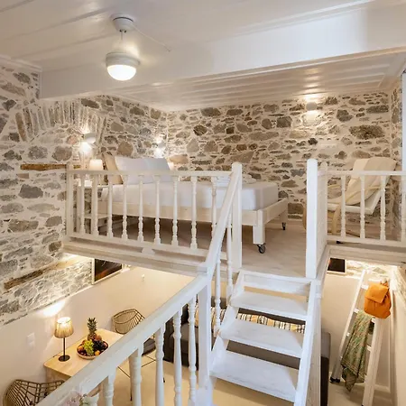 Vaporia Seaview - Balcony