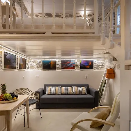 Vaporia Seaview - Balcony Ermupoli