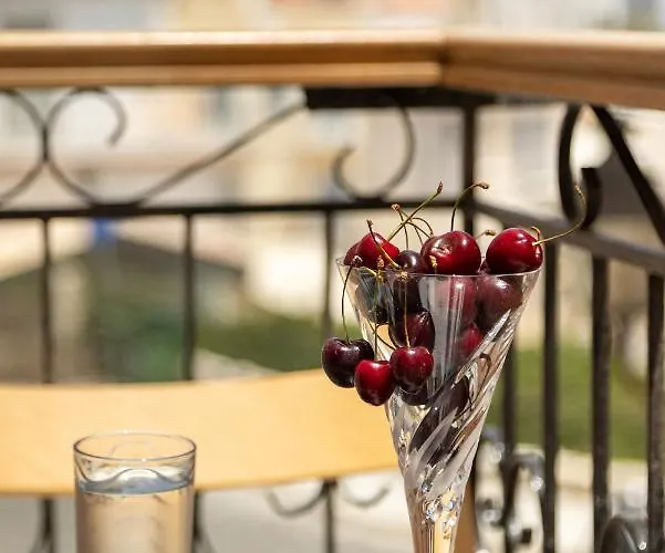 Vaporia Seaview - Balcony Ermupoli