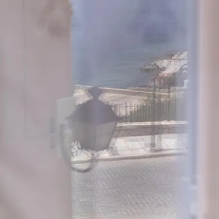 Vaporia Seaview - Balcony *