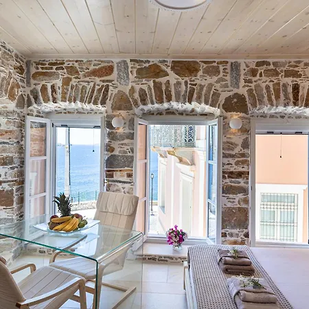Apartment Vaporia Seaview - Balcony Ermoupoli